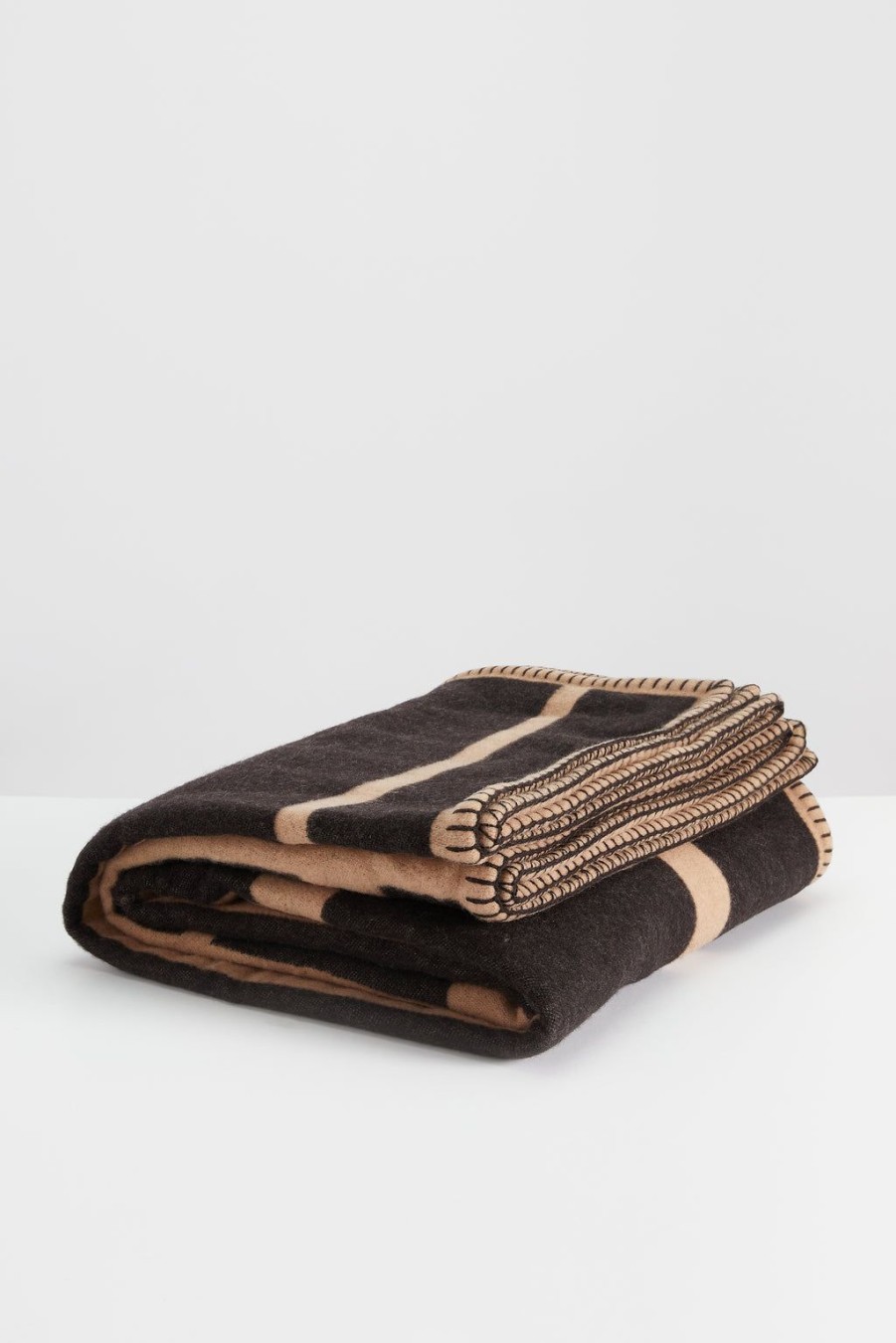 R+D Lab R+D Lab Jacquard Double Sided Blanket